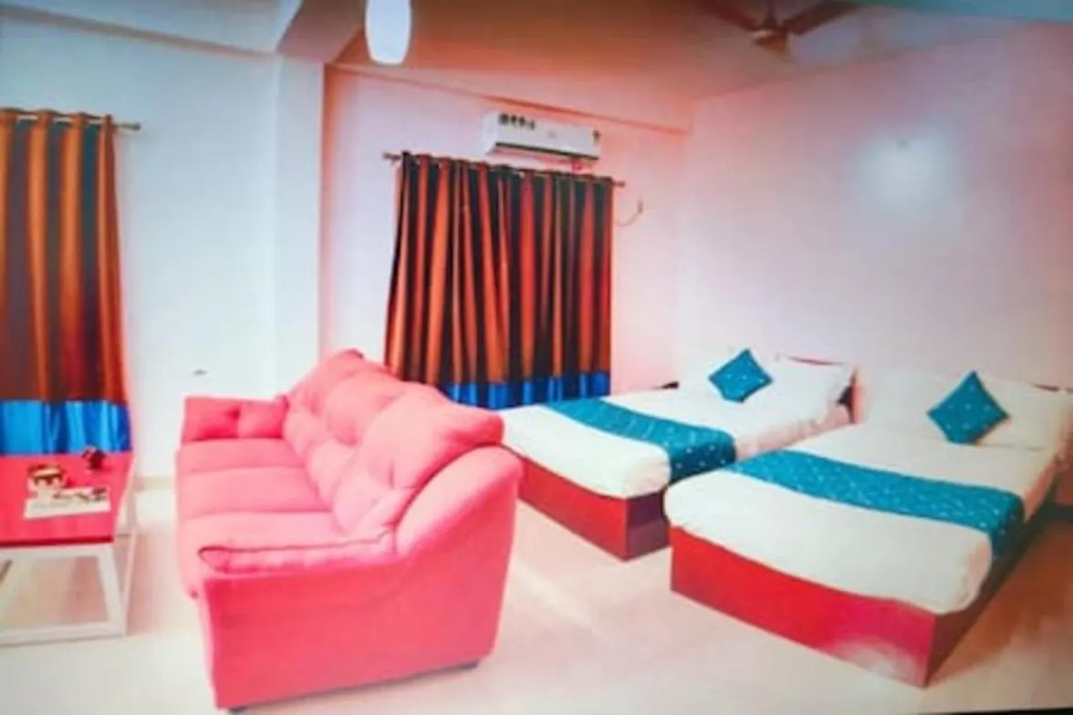 Sulthan Deluxe Room Gv07213 Kochi